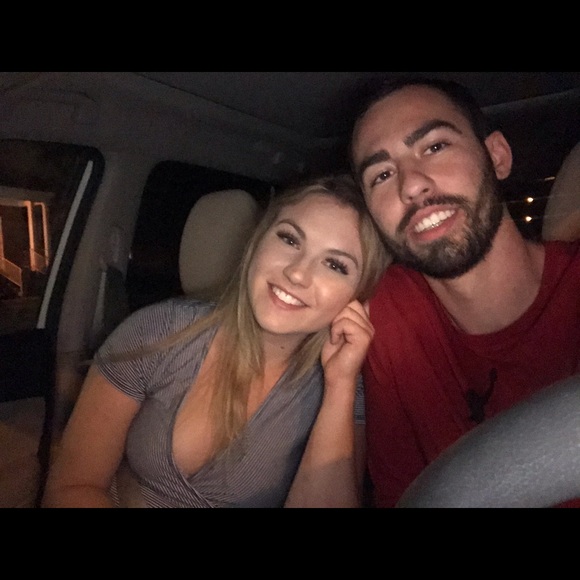 Meet your Posher, Mandy - Picture 2 of 2